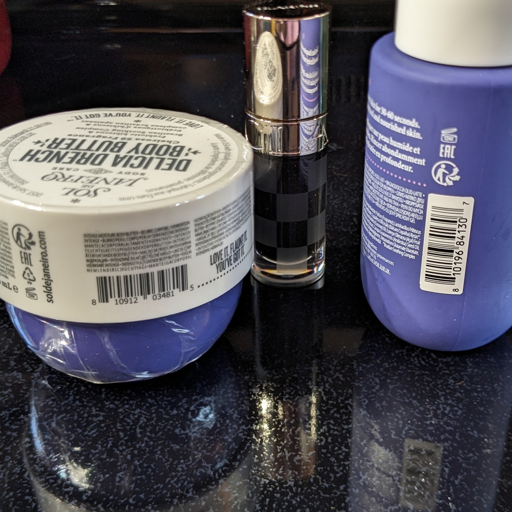 Sol de Janeiro Cherosia 59 Delencia Drench Body Butter and Black Lip Oil Set